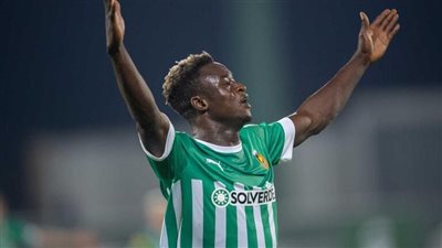 عبد العزيز يعقوبو.. مهاجم الأهلي 