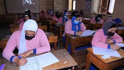 جدول امتحانات الصف الأول والثاني الثانوي العام لطلاب محافظة الجيزة