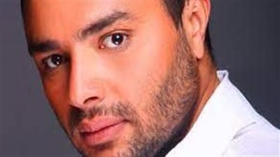 بتوقيع الملحن عزيز الشافعي... المغني المصري رامي صبري يرطح أغنية 