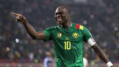 ما وراء تصدر اسم المهاجم الكاميروني فينسنت أبو بكر مواقع التواصل؟