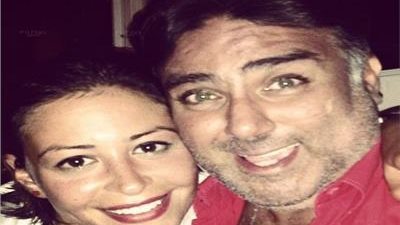 إنجي علي تعلق بغضب على ما تردد بشأن وجود علاقة ارتباط منى شلبي بـ 