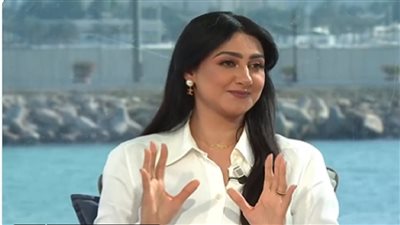 هيفاء حسين تثير الجدل وتعلق على انتقال كريستيانو رونالدو إلى نادي النصر السعودي.. ماذا قالت عن ميسي؟