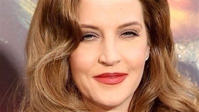  ليزا ماري بريسلي.. المغنية والابنة الوحيدة لأسطورة موسيقى الروك اند رول إلفيس بريسلي (معلومات جديدة)