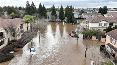  خبراء الأرصاد الجوية تطلق تحذيرات: وسط كاليفورنيا معرض لخطر الفيضانات