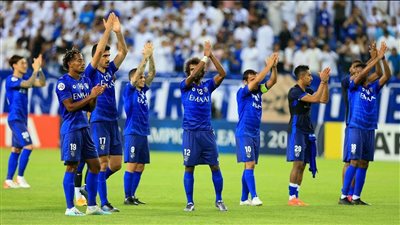 الهلال ينتفض ردًا على رونالدو النصر.. صفقتان من العيار الثقيل ومدرب عالمي