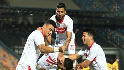 طاقم التحكيم الذي يدير مباراة الزمالك وبيراميدز في بطولة كأس مصر
