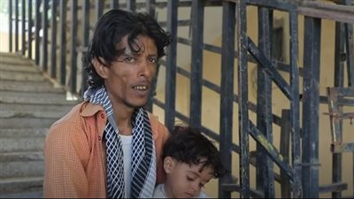 نشرها مشروع مسام لنزع الألغام.. القصة الكاملة للطفل اليمني أمير شريف أسير الإعاقة (فيديو يكشف تفاصيل موثرة)