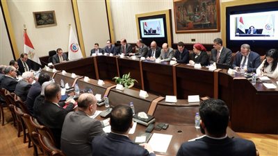 مصر.. توجيهات بتكثيف أعمال المتابعة والتقويم لخطط تطوير المنظومة الصحية بالمحافظات
