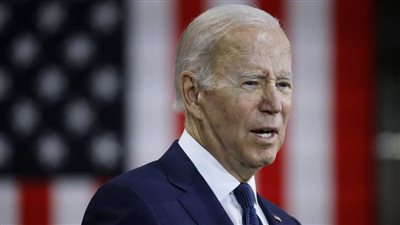 الرئيس الأمريكي يجري اتصالًا بالمستشار الألماني