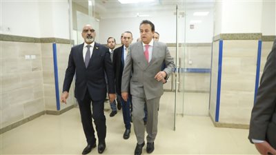 وزير الصحة: القيادة السياسية تولي اهتمامًا كبيرًا بالتوسع فى التغطية الصحية 