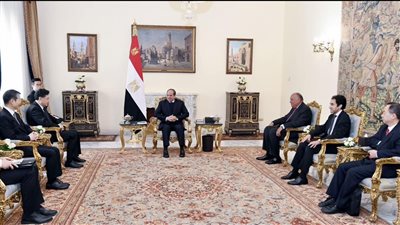 الرئيس السيسي يستقبل وزير خارجية الصين ويناقش تطور العلاقات الاقتصادية بين البلدين