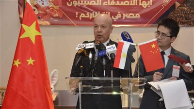 السياحة الصينية تعود إلى مصر.. مطار القاهرة الدولي يستقبل أول فوج سياحي صيني