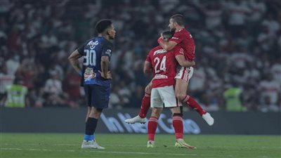 قبل قمة الأهلي والزمالك.. من هم أبرز لاعبي كرة القدم في عالم السينما؟ (أسماء)