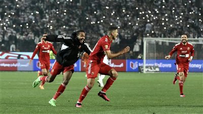القاهرة حمراء.. الأهلي يسحق الزمالك بثلاثية نظيفة