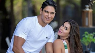 على هامش حضورها حفل JOY AWARDS.. ياسمين صبري تكشف حقيقة عودتها لرجل الأعمال أحمد أبو هشيمة