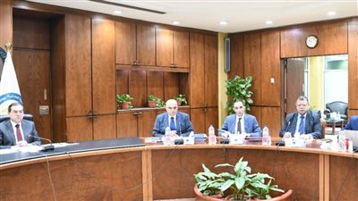 اعتماد الموازنات التخطيطية الجديدة لشركات البترول وبتروجاس والقاهرة لتكرير البترول