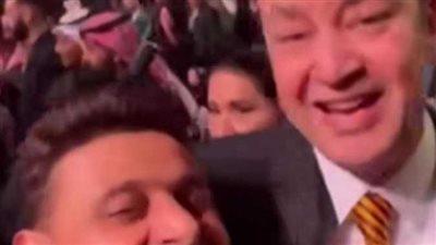 بعد مبارة الأهلي والزمالك.. رامز جلال والإعلامي المصري عمرو أديب يتصدران التريند.. ما القصة؟ (فيديو)