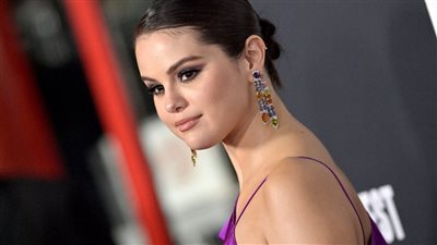 كيف أنهت سيلينا جوميز الجدل والشائعات التي انتشرت مؤخرا حولها.. هل يوجد قصة حب؟ (القصة الكاملة)