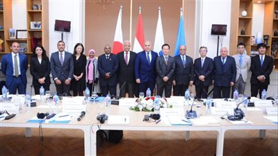 مركز القاهرة الدولي يعقد مائدة مستديرة حول سبل تعزيز السلام والتنمية في البحر الأحمر