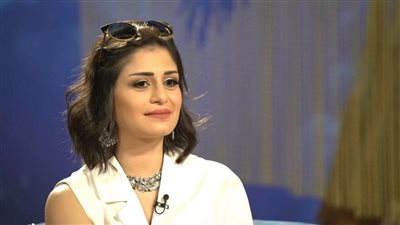 ما وراء تصدر الفنانة المصرية منة فضالي محركات السوشيال ميديا؟ (القصة الكاملة)