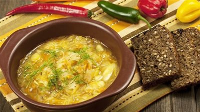 طريقة عمل شوربة الكرنب الحارقة للدهون سالي فؤاد.. أسرار ونصائح مهمة