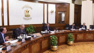 رئيس الوزراء يتابع الموقف التنفيذي للمشروعات الخدمية والتنموية بمحافظة الإسكندرية 