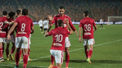 الأهلي يواصل انتصاراته.. ويؤمن صدارة الدوري المصري قبل رحلة المونديال