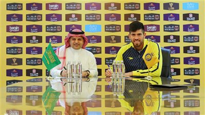 النصر السعودي يتعاقد رسميًا مع الحارس الأرجنتيني أوجوستين روسي