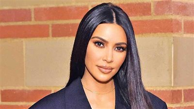 ما وراء تصدر اسم نجمة تلفزيون الواقع كيم كارداشيان مواقع التواصل الاجتماعي؟
