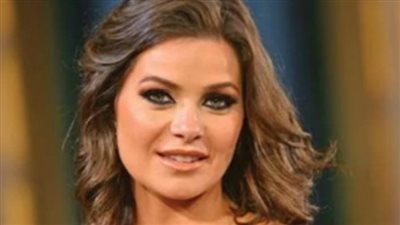 يسرا اللوزي عن 