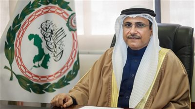 العسومي يدين بشدة إحراق متطرفين في العاصمة الدنماركية نسخًا من المصحف الشريف