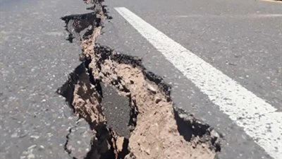  زلزال بقوة 5.9 درجة يضرب منطقة حدودية بين تركيا وإيران