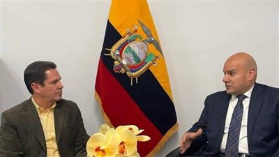 رئيس لجنة العلاقات الخارجية بالبرلمان الإكوادوري يستقبل السفير المصري