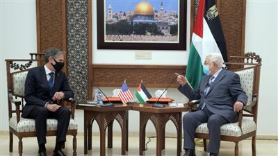 تفاصيل مباحثات الرئيس الفلسطيني مع وزير الخارجية الأمريكي