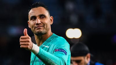 رسميًا.. باريس سان جيرمان يُعلن رحيل نافاس إلى نوتنجهام الإنجليزي