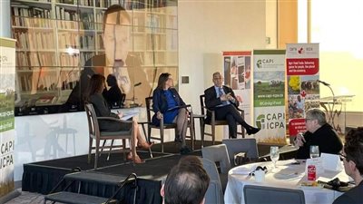 سفير مصر في كندا متحدثًا رئيسيًا بجلسة حول الأمن الغذائي في العالم