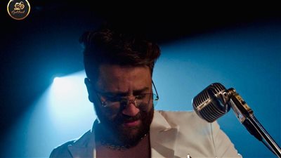 إياد سعيد يحصد مليوني مشاهدة في أسبوعين بأغنية «أنا مكسر مصر» 