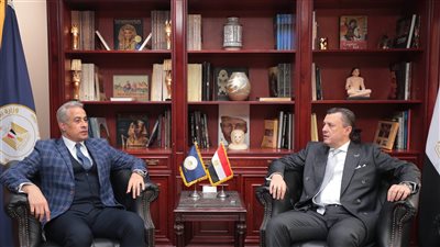 تعاون بين وزارتي السياحة والآثار والقوى العاملة في عدد من الملفات المشتركة