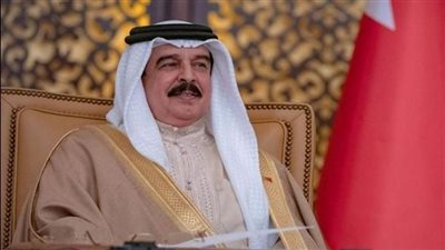العاهل البحريني يجري مباحثات هاتفية مع رئيس السيادة السوداني