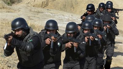 الشرطة الباكستانية تقضي على 3 متطرفين