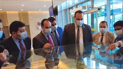 رئيس هيئة الرعاية الصحية يزور مدينة الشيخ شخبوط الطبية بدبي