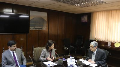 وزير الكهرباء يلتقى مع  الرئيس التنفيذي لشركة سيمنز انيرجي لبحث سبل التعاون المستقبلى 