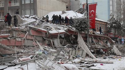 وفاة حارس نادي مالاتيا سبور بعد انهيار منزله في زلزال تركيا المدمر