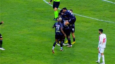 زلزال يضرب القلعة البيضاء.. فاركو يسحق الزمالك في الدوري المصري