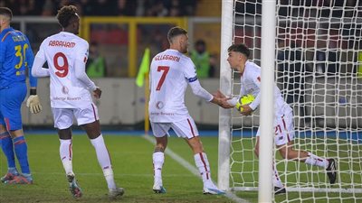 روما يسقط في فخ التعادل مع ليتشي بالدوري الإيطالي