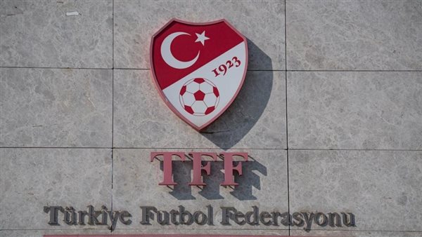 “مراهنات تحكيمية جماعية”.. فضيحة جديدة تضرب كرة القدم التركية