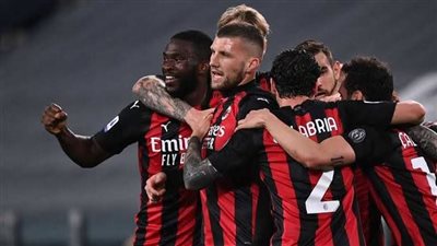 دياز وجيرو يقودان هجوم ميلان لمواجهة توتنهام في دوري أبطال أوروبا