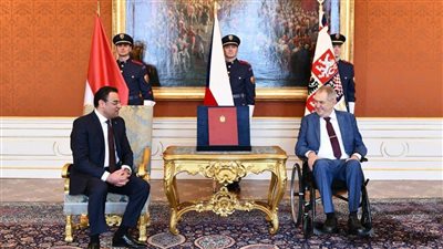 سفير مصر الجديد يتقدم بأوراق اعتماده لرئيس جمهورية التشيك