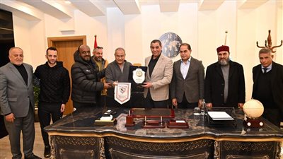 قائد الجيش الليبي ونائب رئيس الوزراء.. استقبال حافل لبعثة الزمالك في ليبيا (صور)