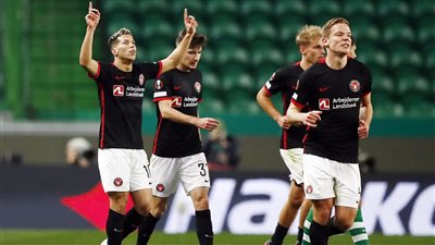 شاهد بالفيديو.. صاروخ إمام عاشور في أول أهدافه الأوروبية